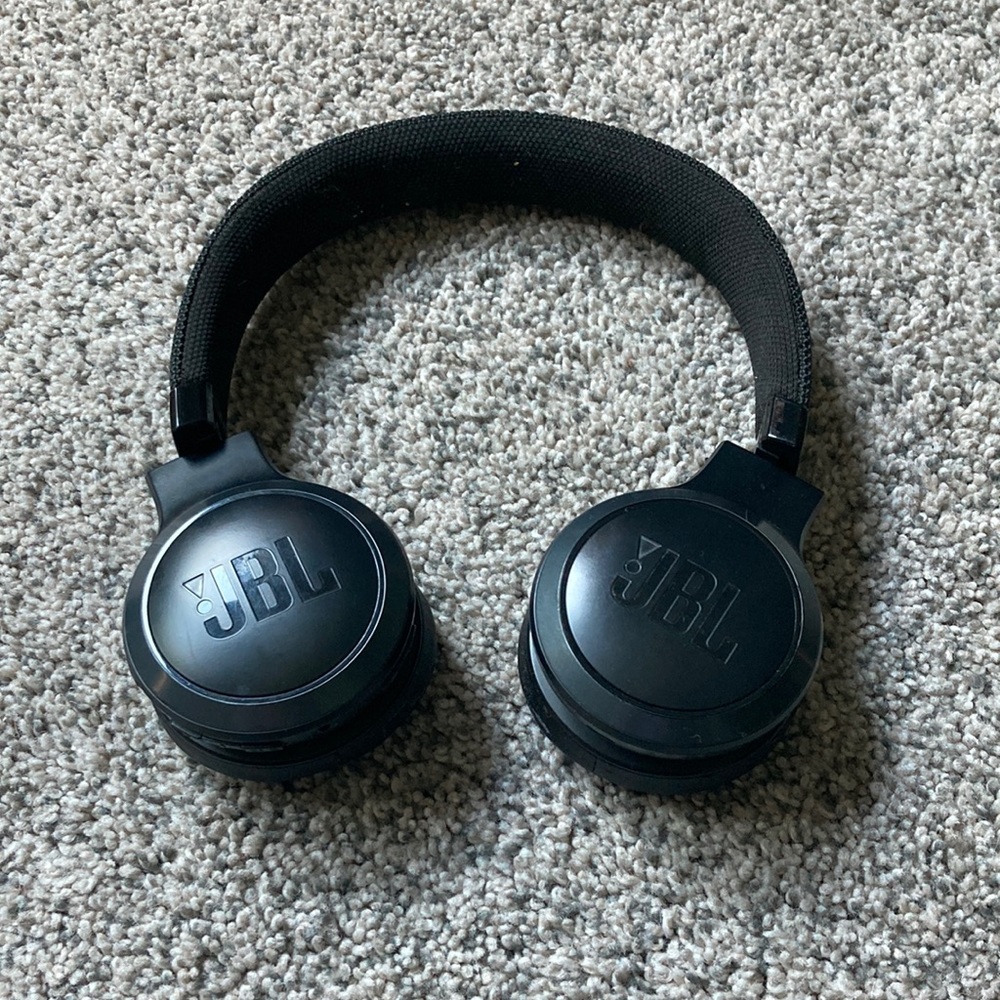 Jbl used headphones wired